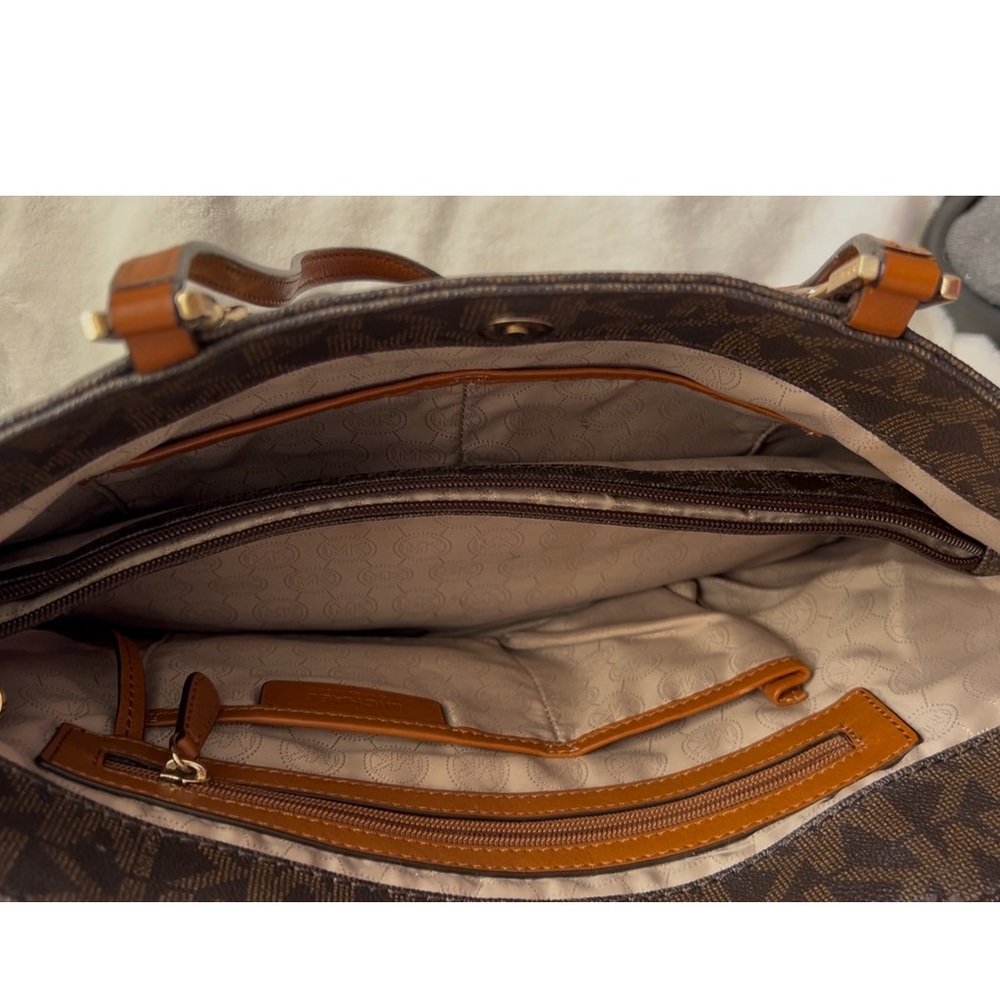 Michael Kors tote bag